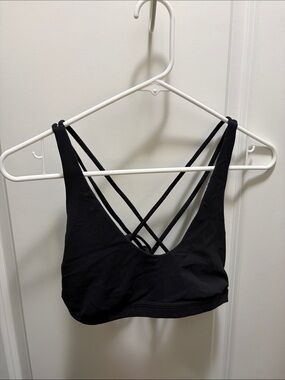 Lululemon Nulu Strappy Scoop-Neck Bra *Light Support, A/B Cup